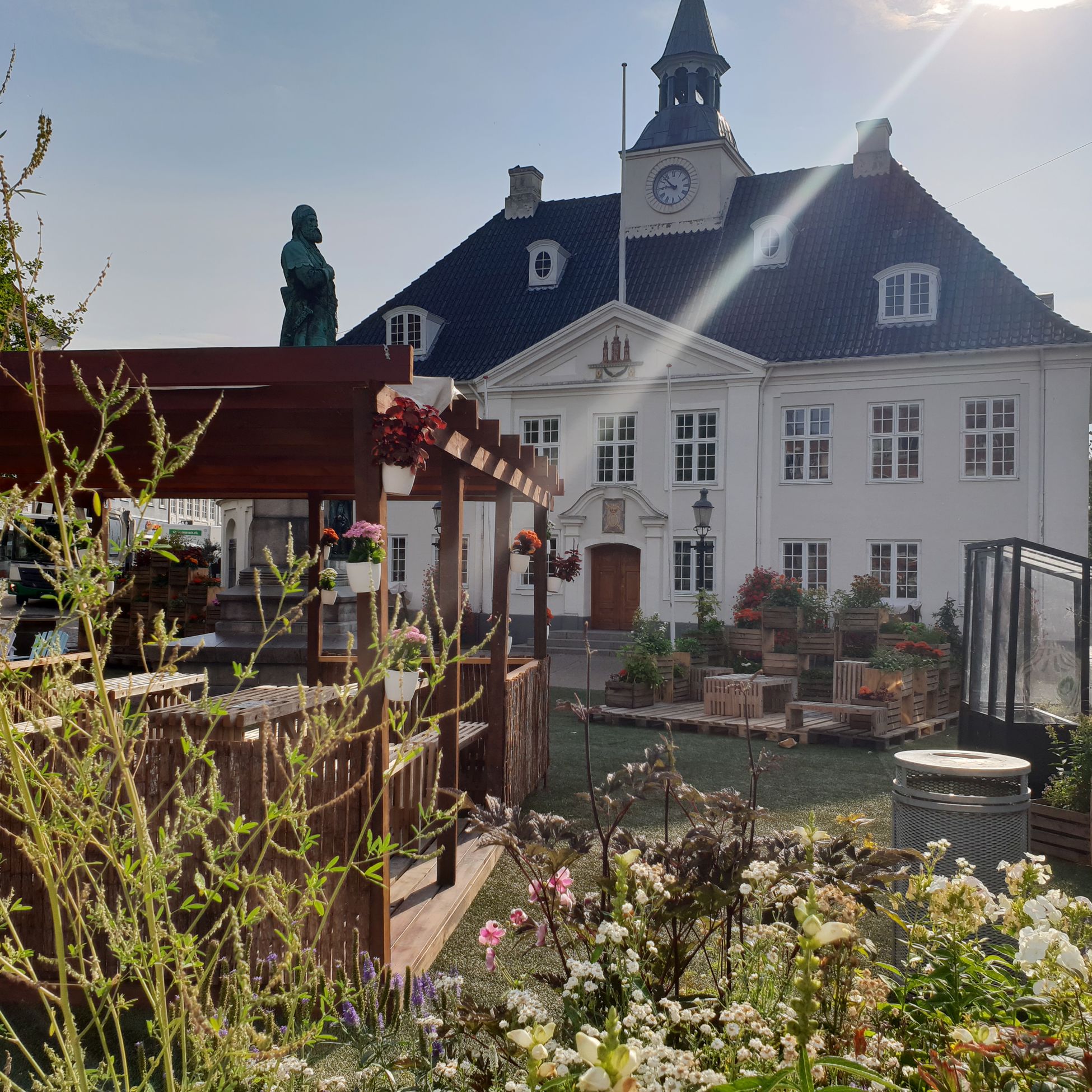 Rådhustorvet og rådhuset