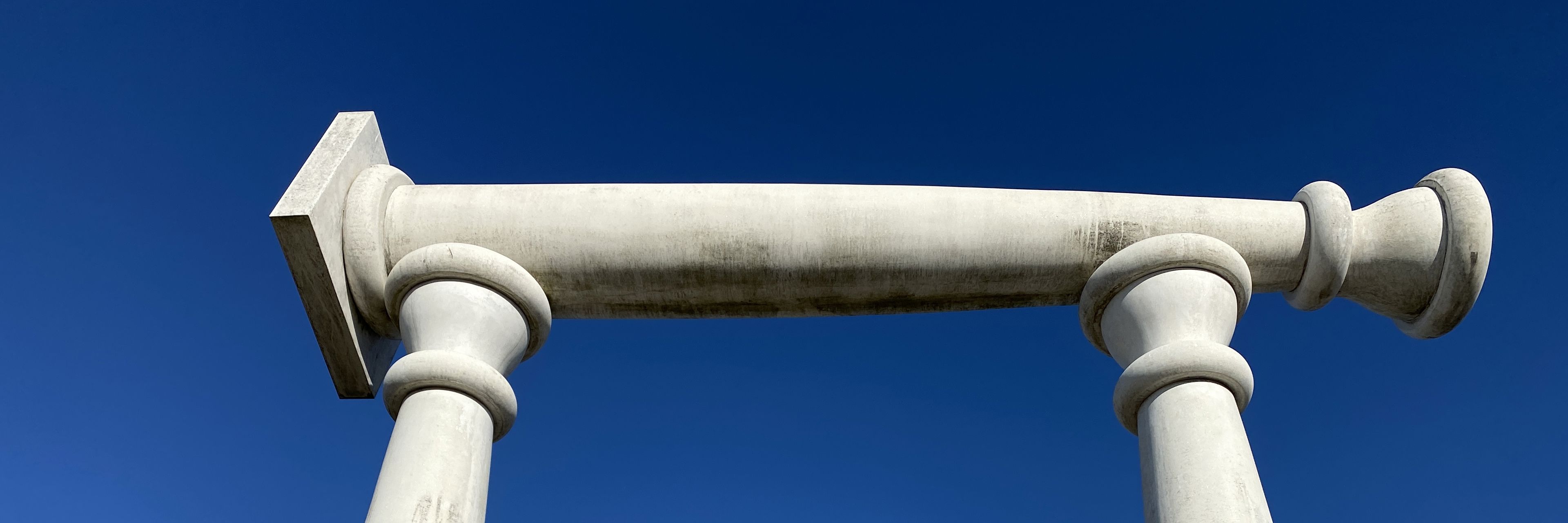 De Tre Søjler af Sven Dalsgaard