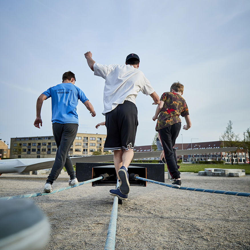 Parkourudøvere på Randers Industri Parkour
