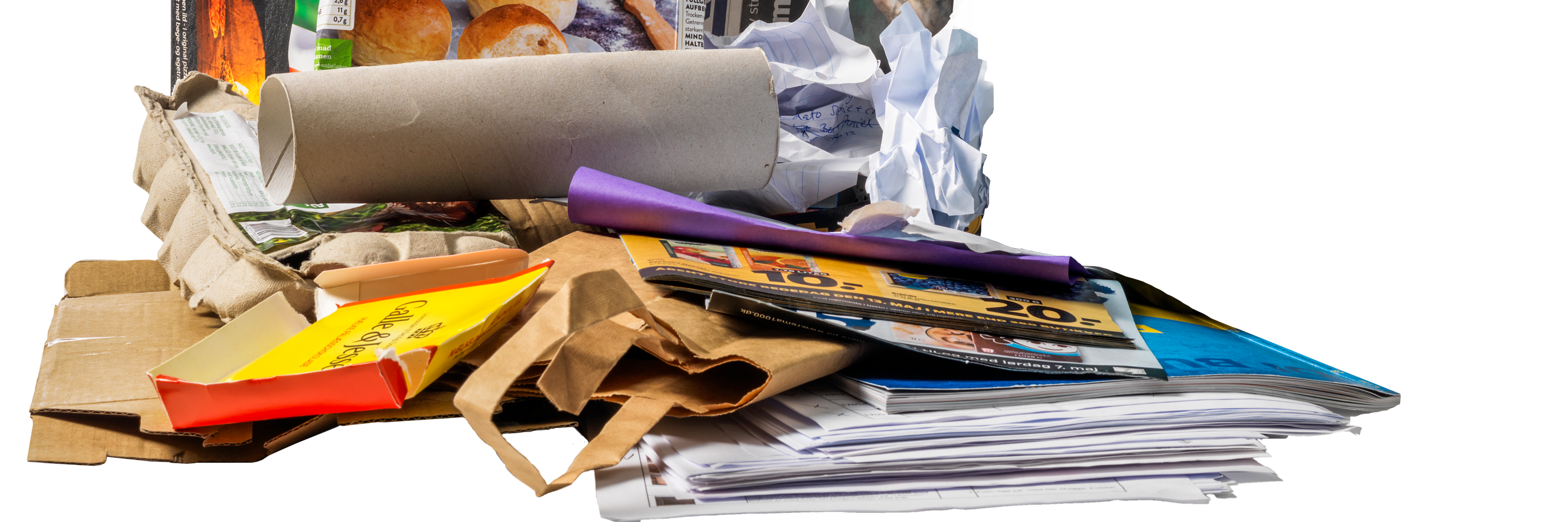 Pap, karton og papir i bunke