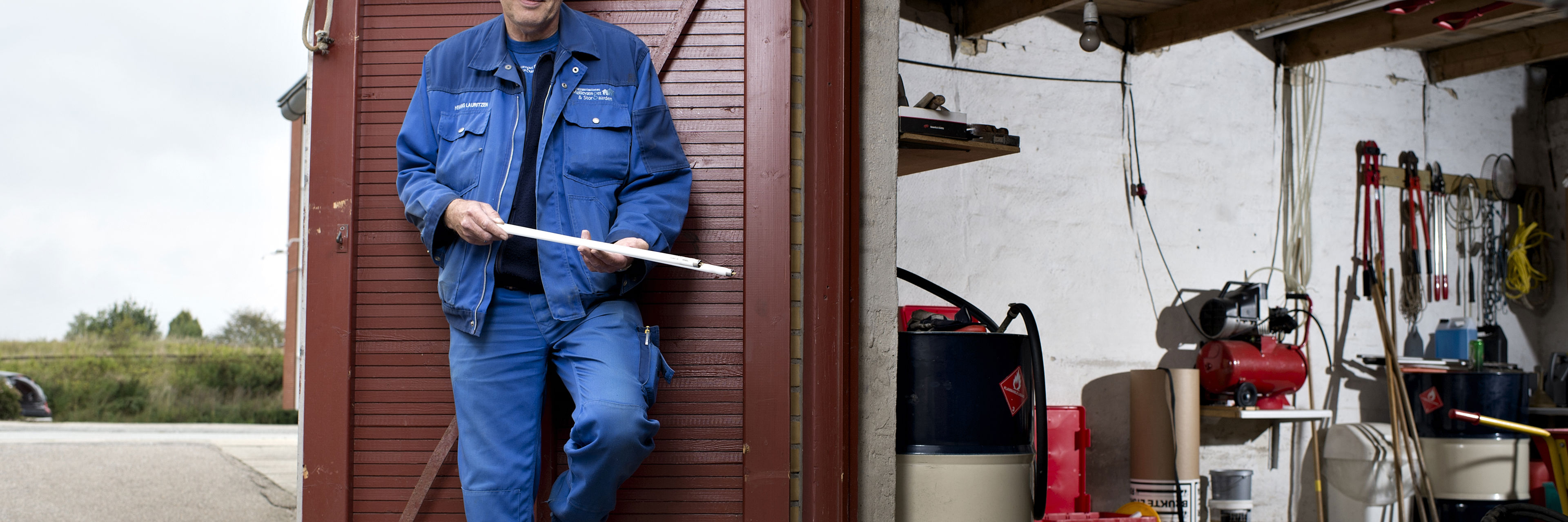 Pedel med lysstofrør