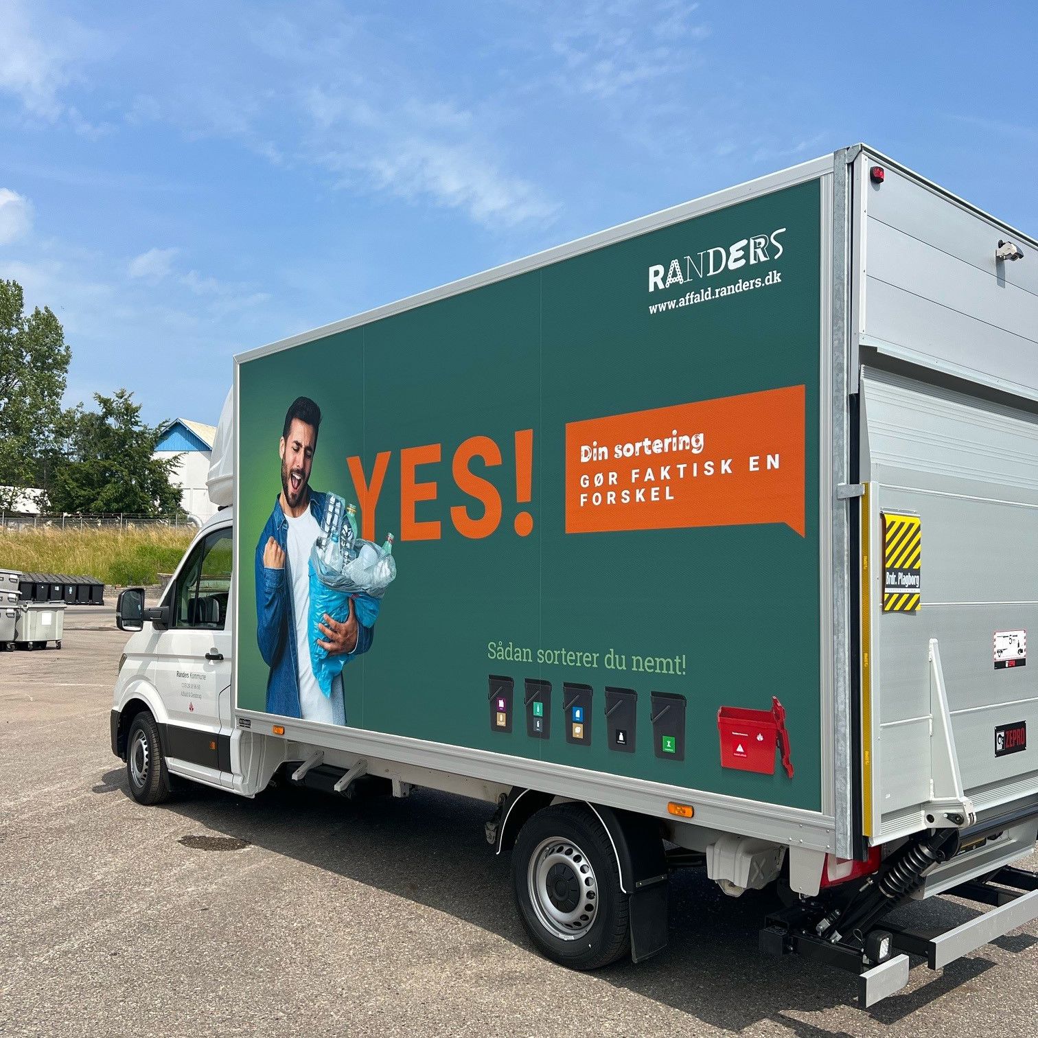 Liftbil fra Beholderservice