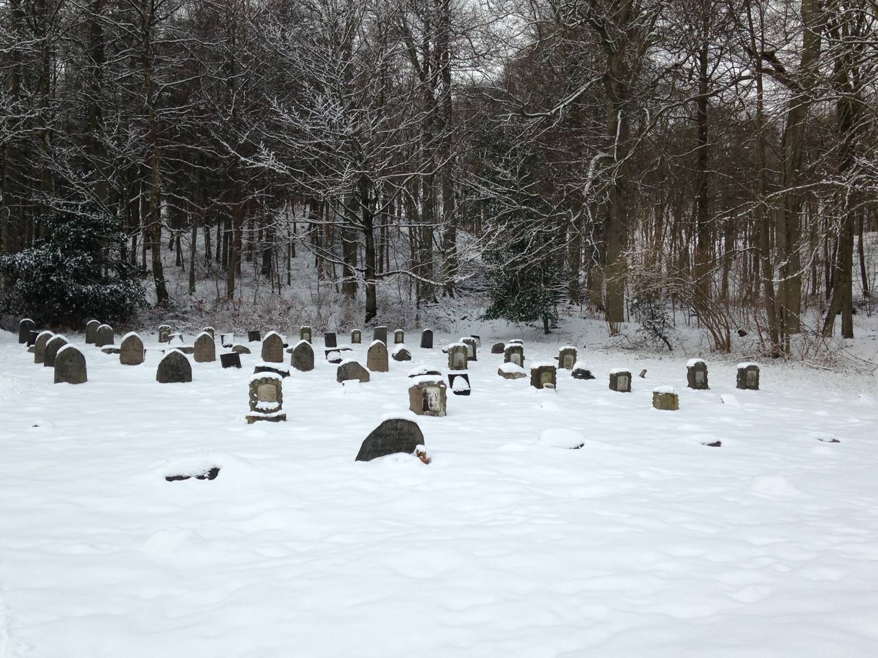 På travetur i lodsens fodspor - gravsten